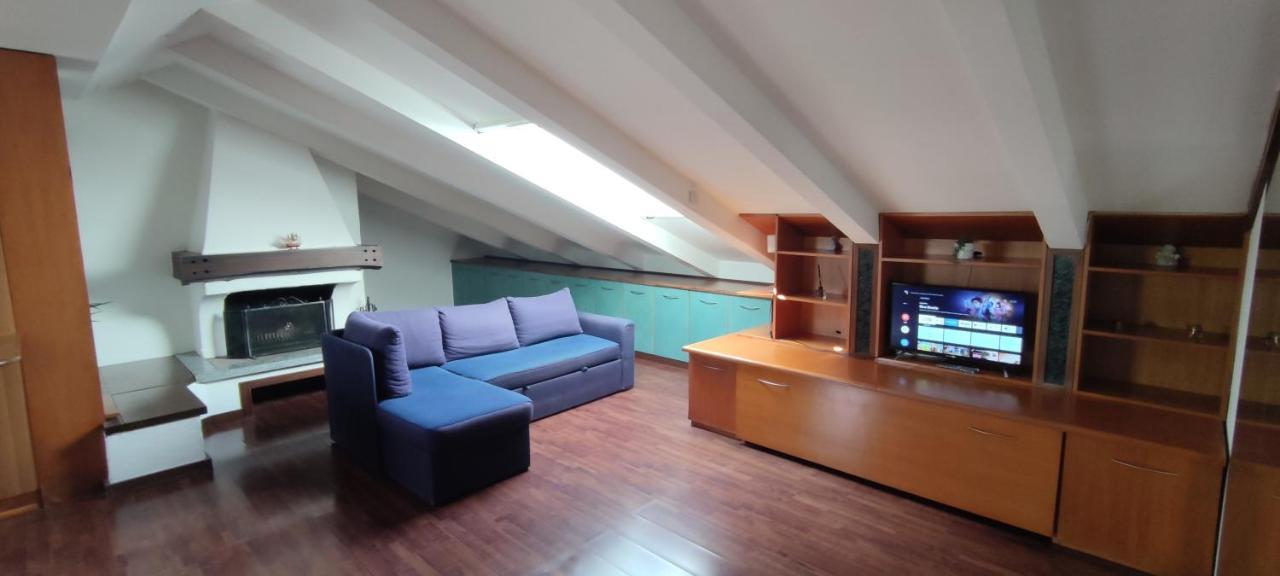 Loft Mansardato Monza Exterior foto