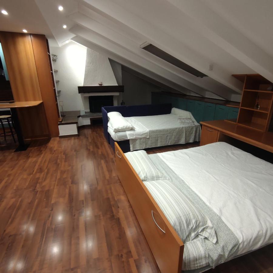 Loft Mansardato Monza Exterior foto